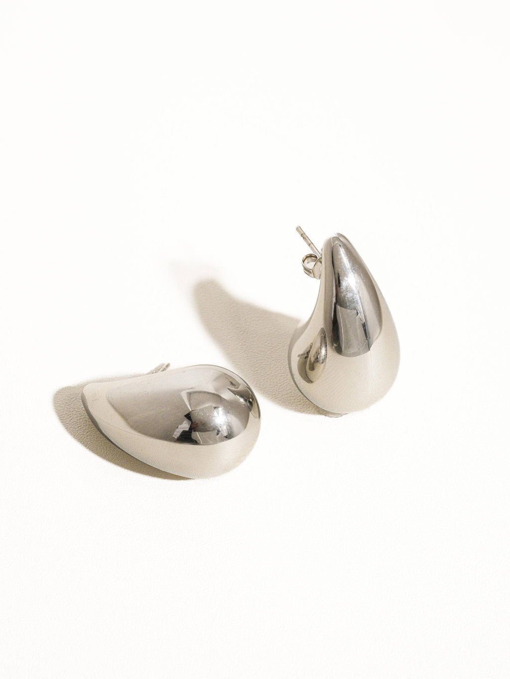 Colette 18K Gold Non-Tarnish Large Huggie Droplet Earring